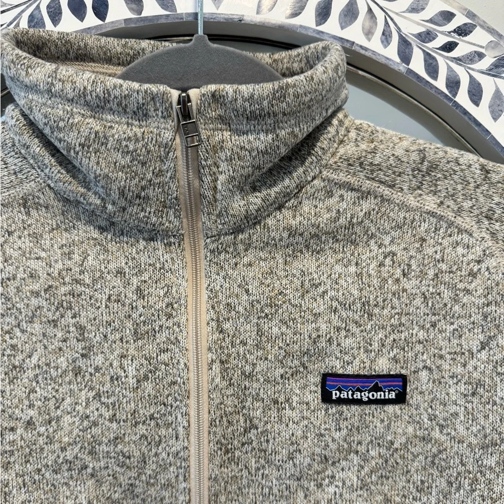 Patagonia Tan Zip-Up Fleece Jacket - Picture 1 of 4
